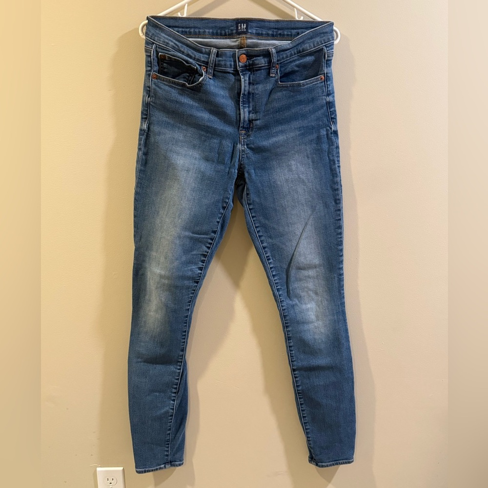 GAP Women's True Skinny Jeans